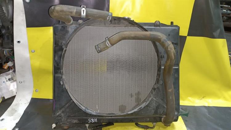 Радиатор основной Мицубиси Паджеро в Чите 105204