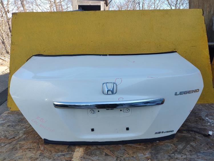 Крышка багажника Хонда Легенд в Чите 50805